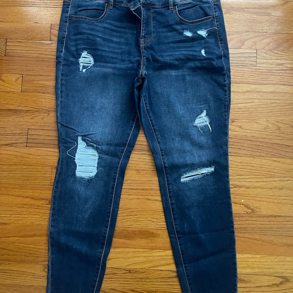 Maurices Distressed Skinny Jeans 16W